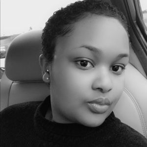 Meet your Posher, Bria